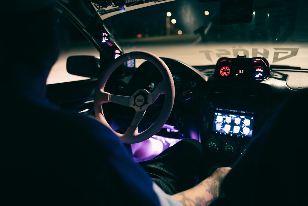 Personnaliser l'éclairage intérieur de votre voiture : astuces et conseils 2 éclairage led voiture