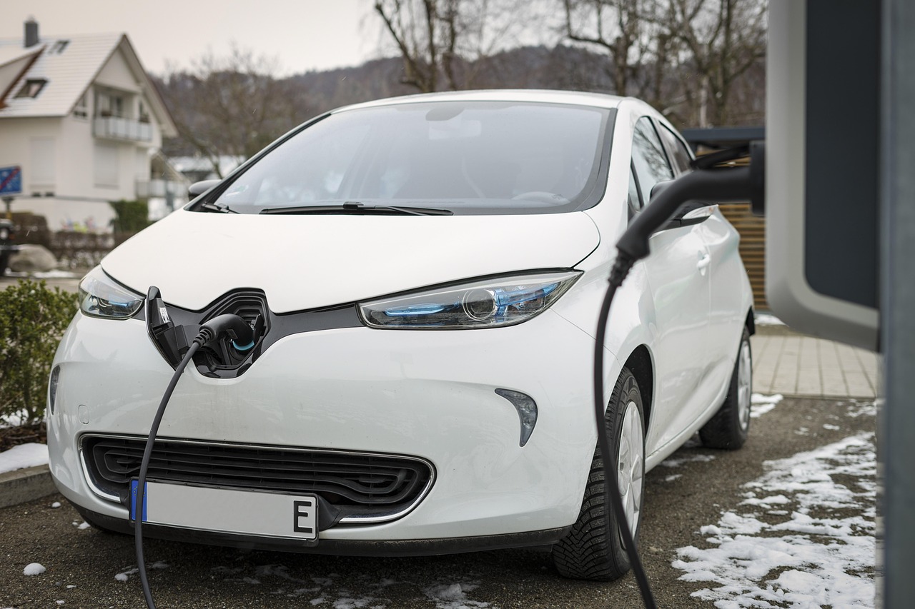 voiture électrique en charge
