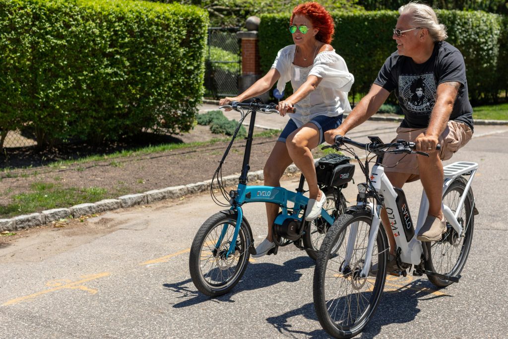 Entretien des deux-roues électriques : conseils pour prolonger la durée de vie de votre véhicule 3 vélos électriques