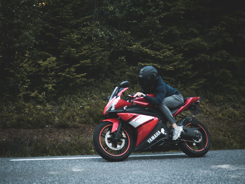 Guide d'achat : choisir sa première moto Yamaha selon son style de conduite 2 yamaha moto