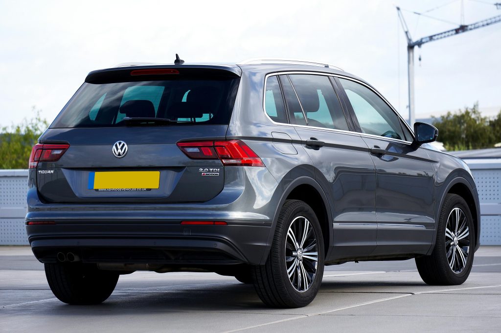 Essence vs diesel : guide d’achat pour les acheteurs de voitures d’occasion 5 tiguan