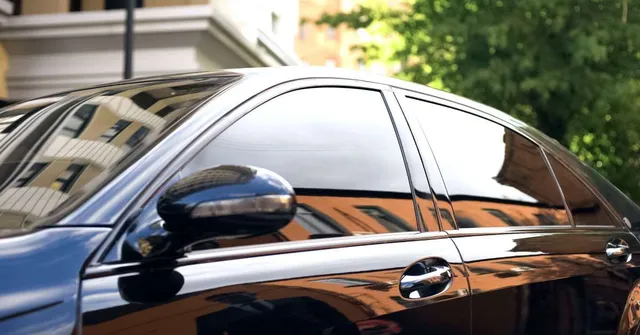 Film solaire voiture protection UV