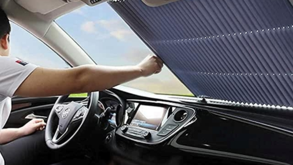Comment protéger efficacement sa voiture de la chaleur estivale ? 2 protection contre soleil intérieur